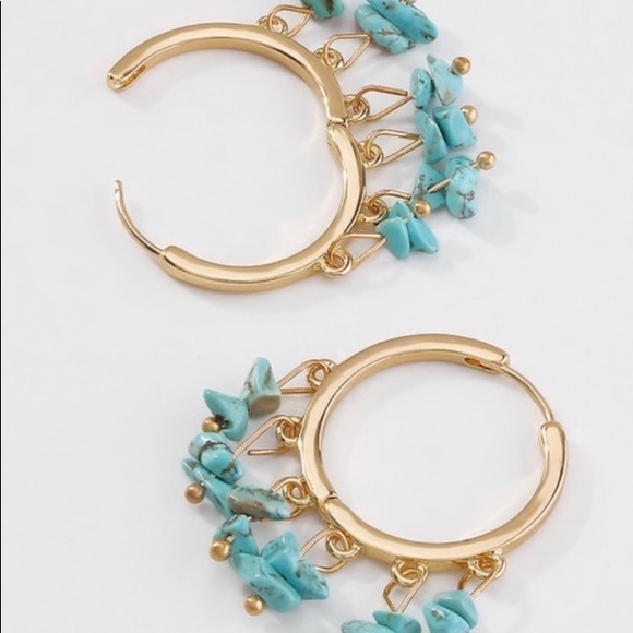 Gold turquoise stone hoop earrings - Picture 3 of 4